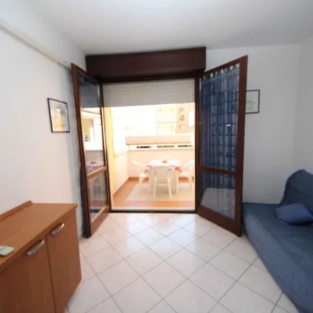 In 33097 Rosolina Mare